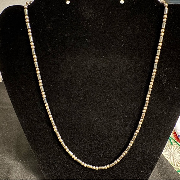 Vintage Sterling Silver & Hematite Bead Necklace – Alternating Beads - Picture 4 of 8